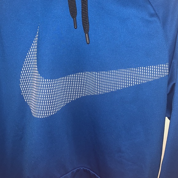 Nike Big Swoosh Hoodie - Picture 4 of 4